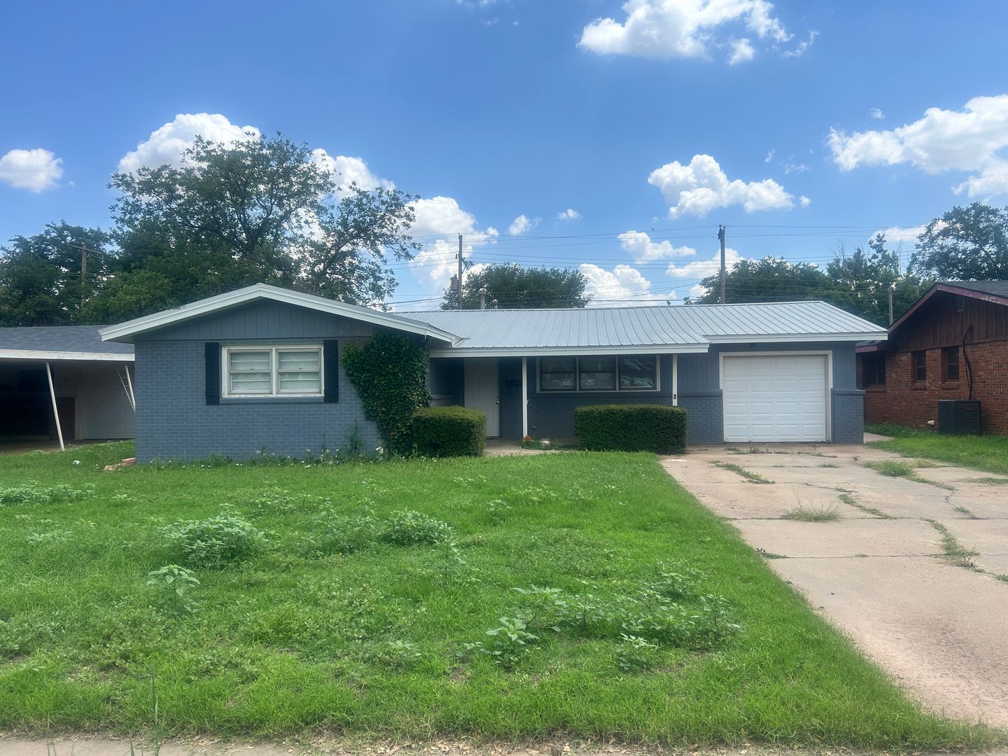 Lubbock House: 2511 52nd Street