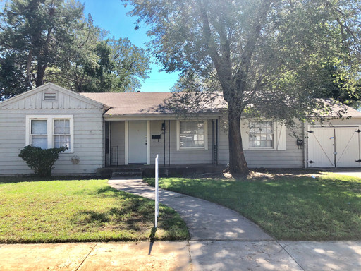 Charming 2-Bedroom Minutes from Texas Tech! – photo 1