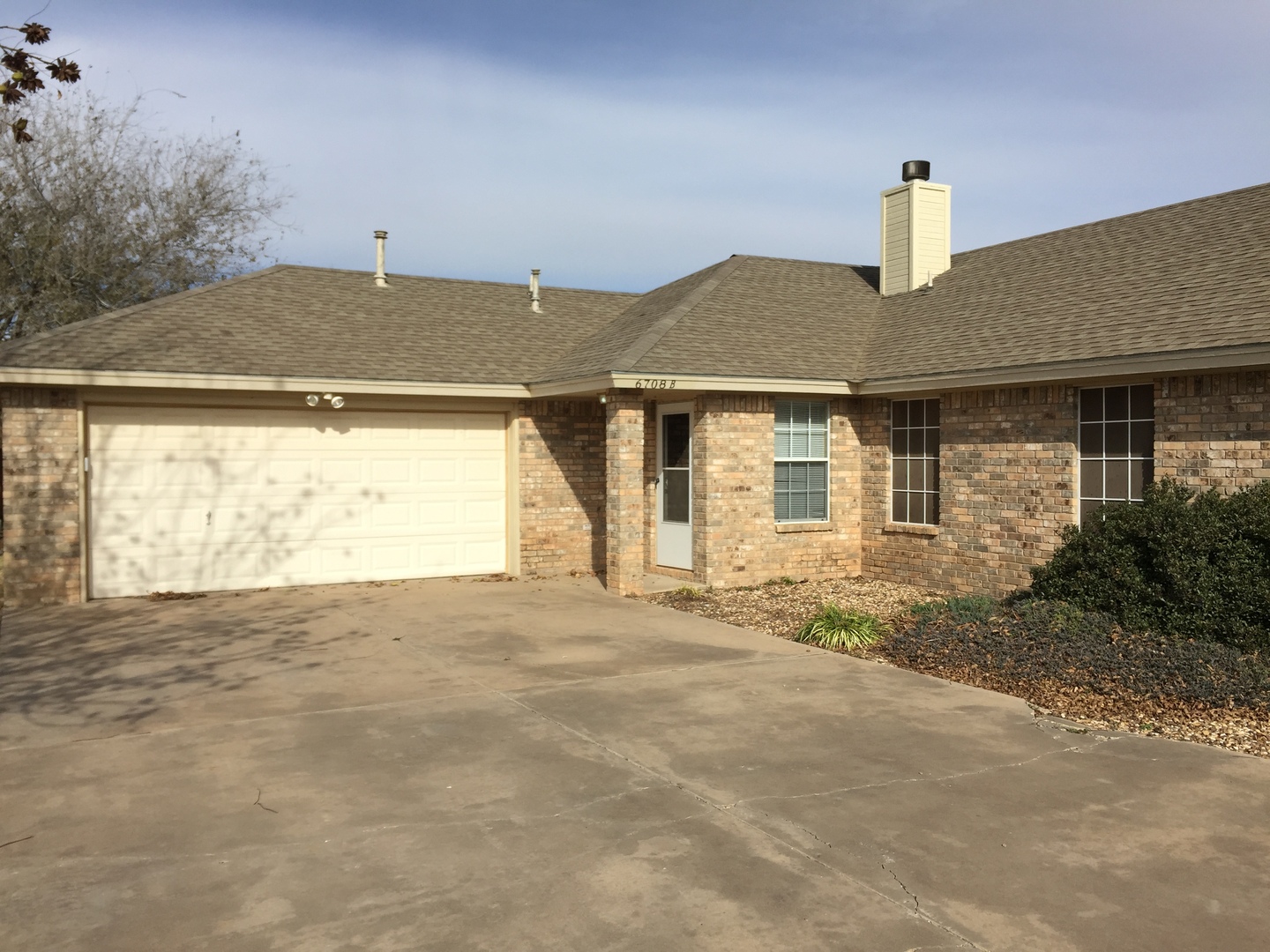 Lubbock Apartment: 6712 4th Street