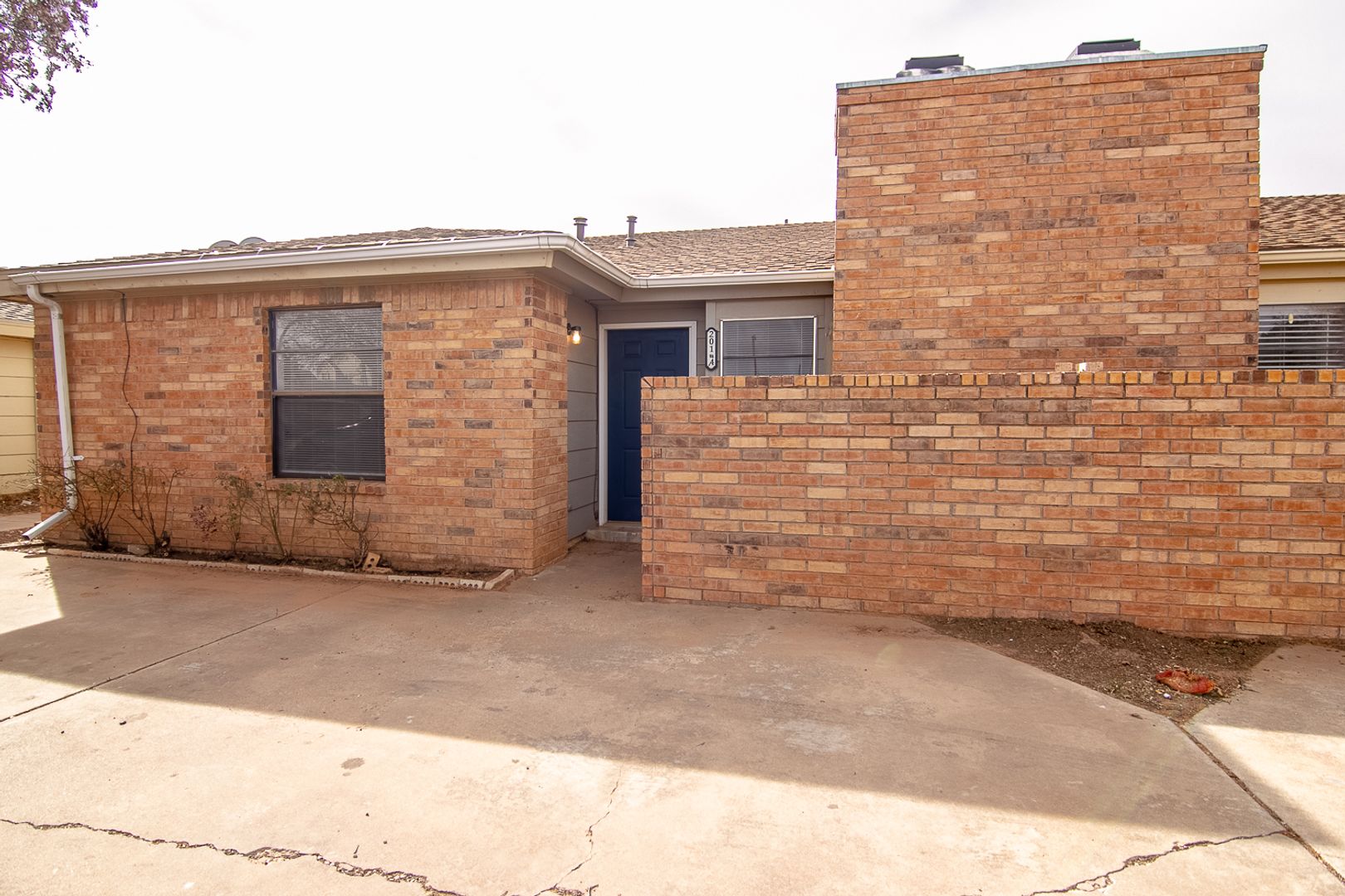 Lubbock House: 201 N Troy - A