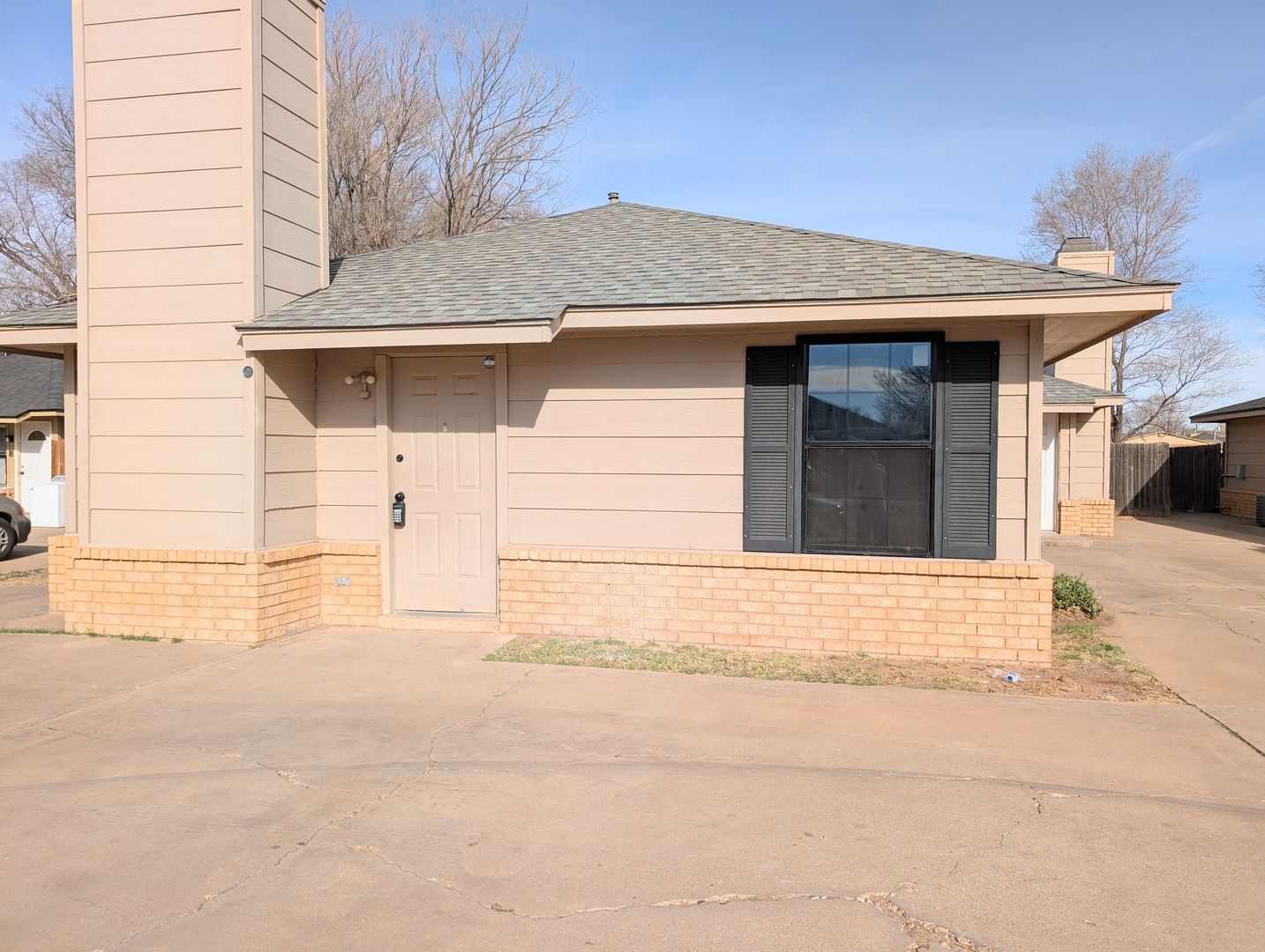 Lubbock Apartment: 6108 37th Street
