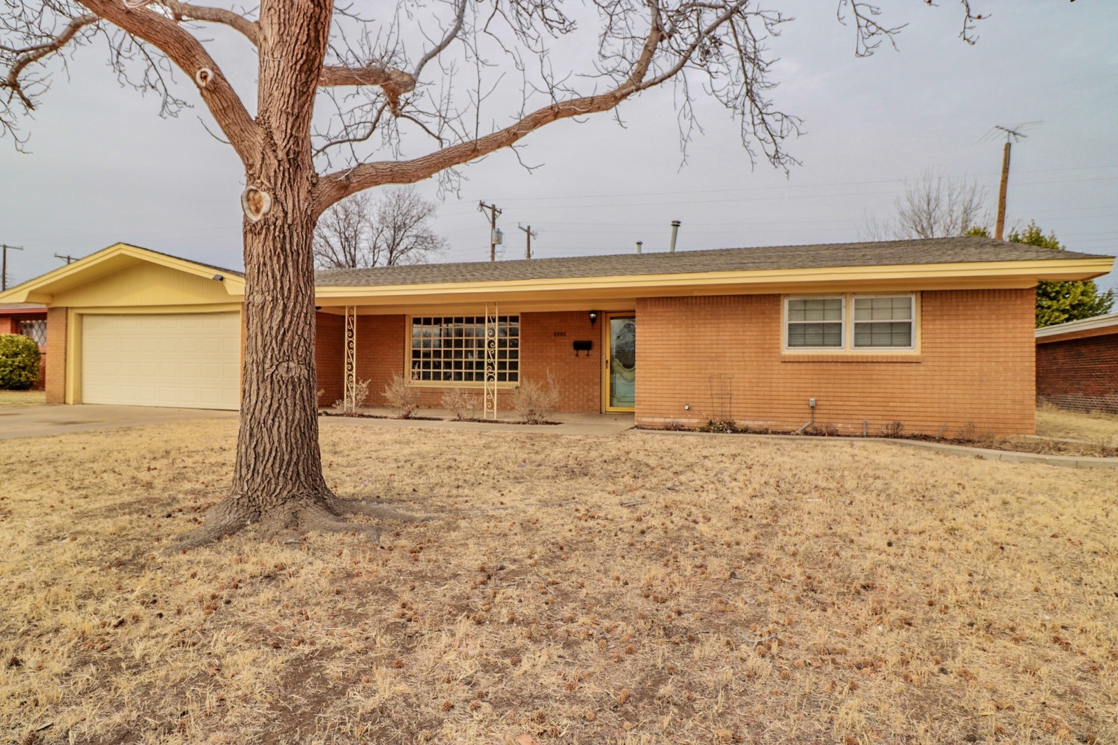 Lubbock House: 4906 17th Pl