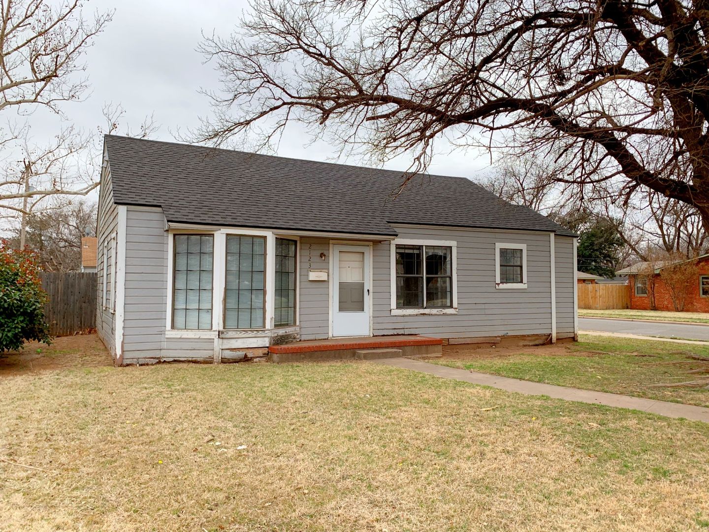 Lubbock House: 2123 30th Street