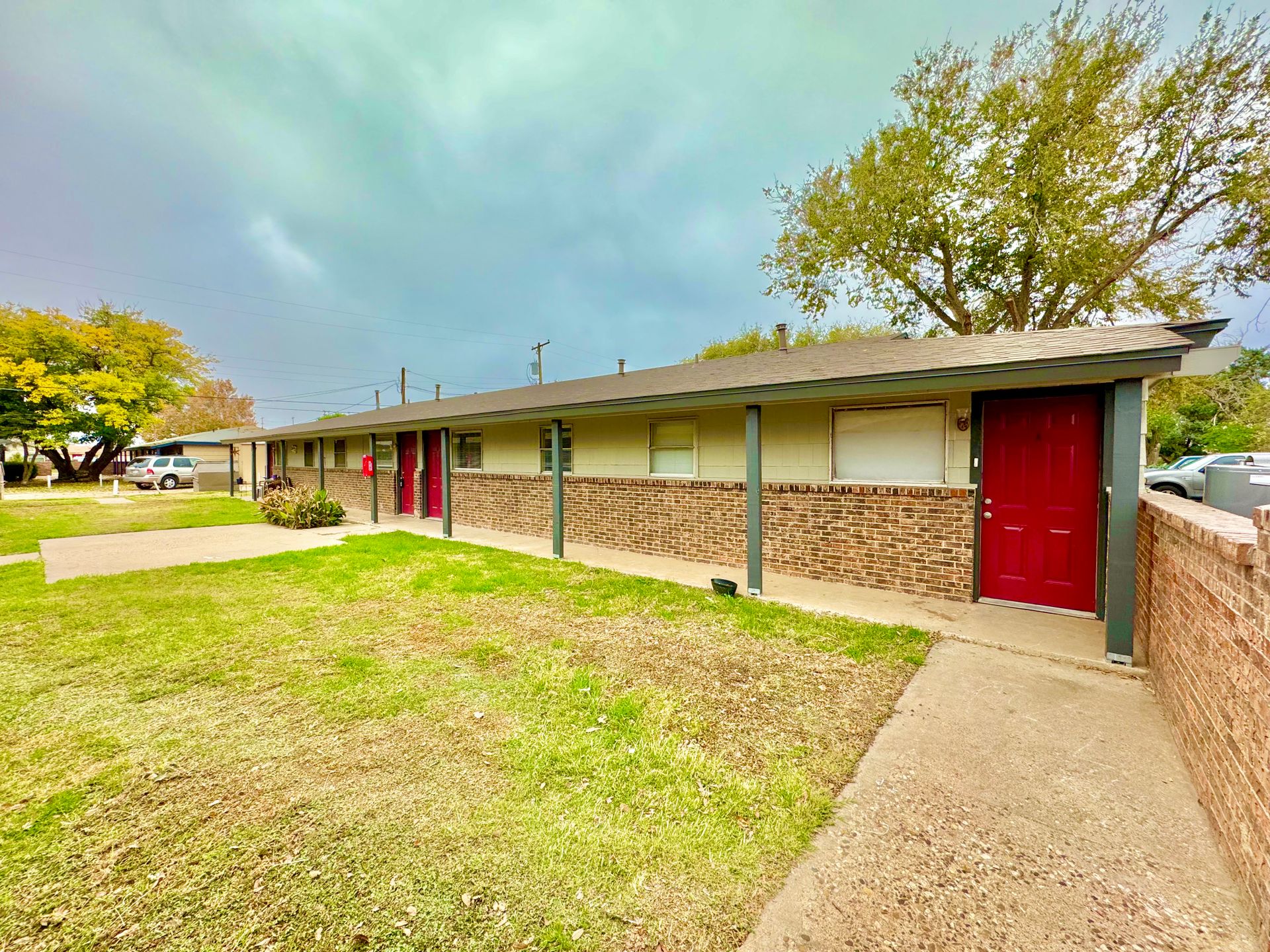 Lubbock Apartment: 1101 52nd St