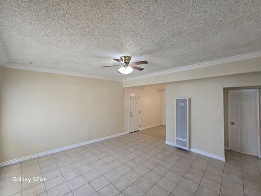 2 bedroom 1 bathroom apartment – photo 1