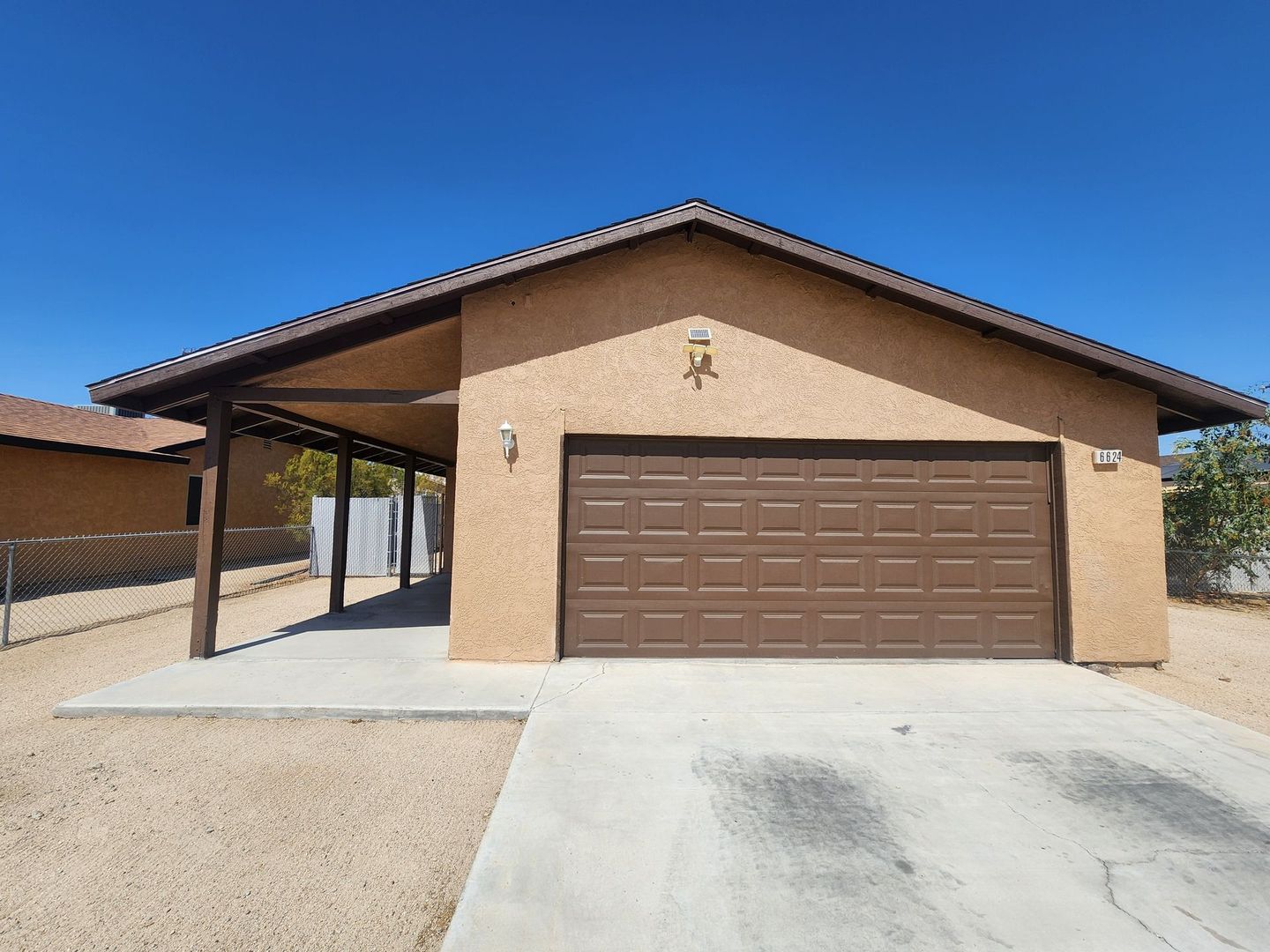 Twentynine Palms House: 6624 Mariposa Ave.
