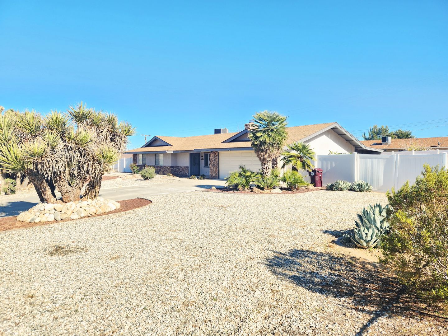 Yucca Valley House: 7625 Victoria