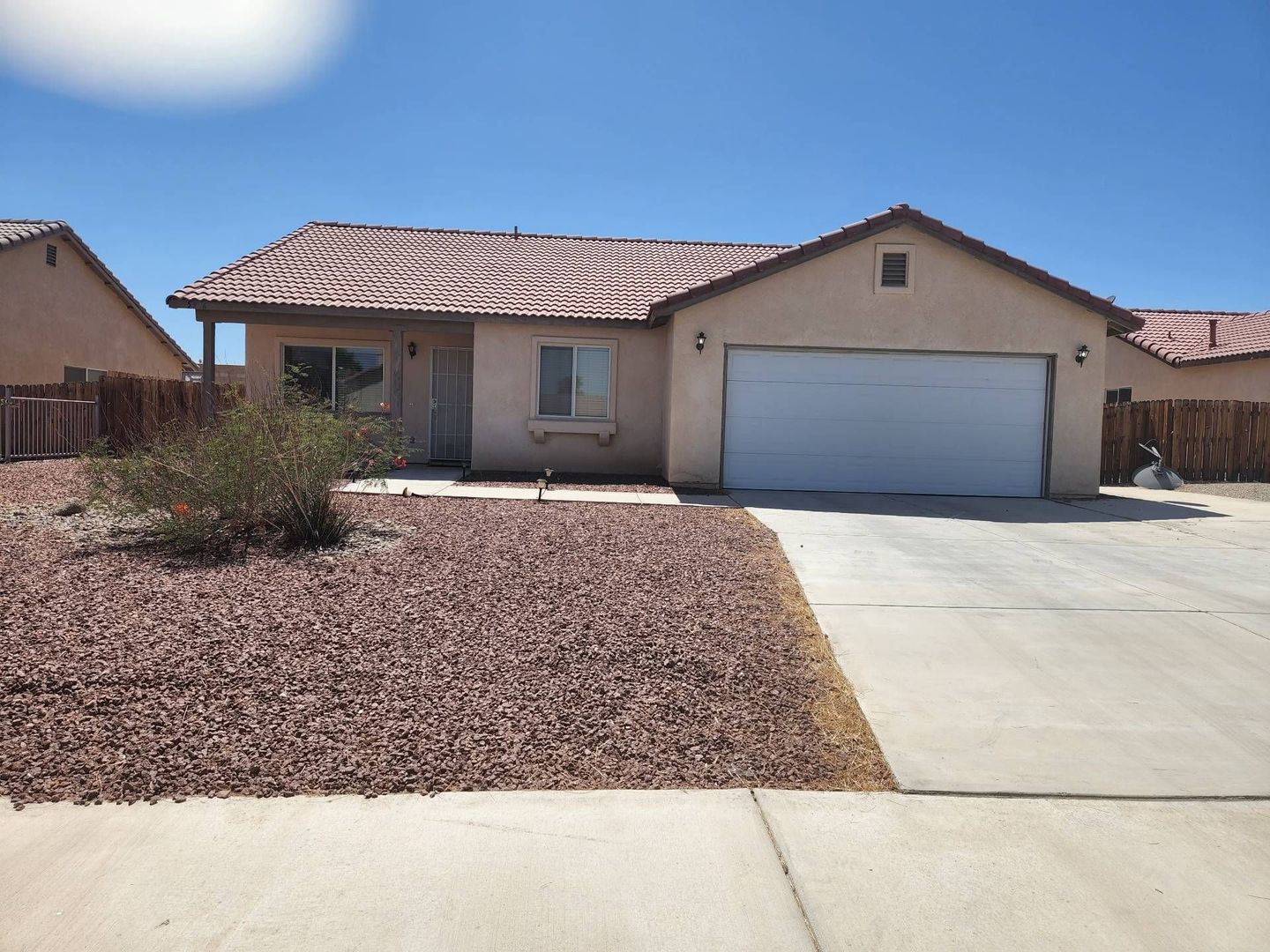 Twentynine Palms House: 5926 Regino