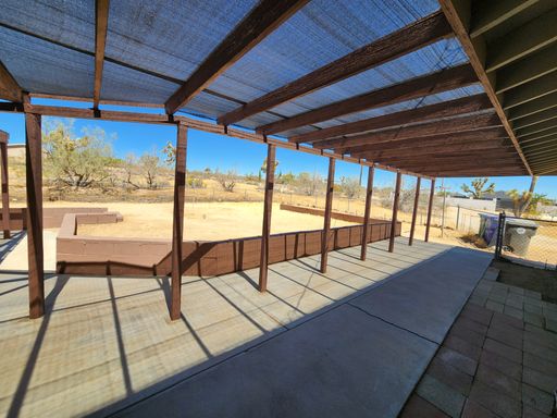 3 bed 2 bath house on the mesa! Move in special!! – photo 1
