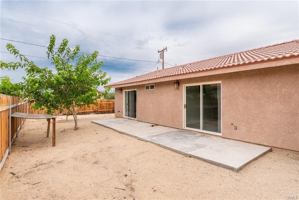 Twentynine Palms House: 6676 Cahuilla