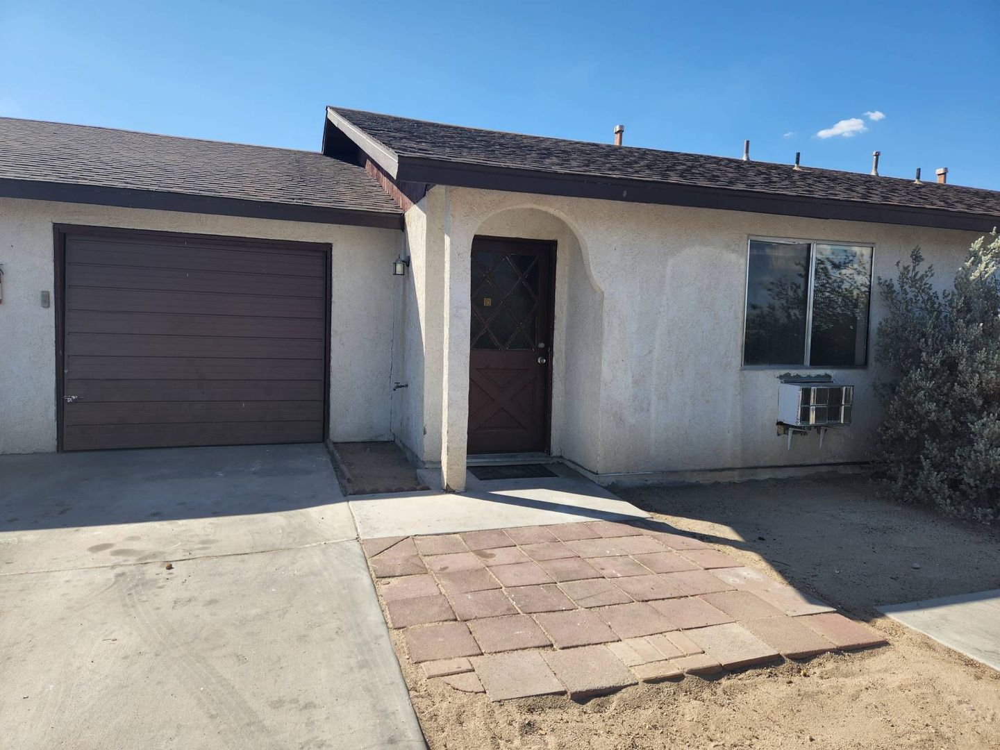 Twentynine Palms Apartment: 6735 Mesquite Dr.