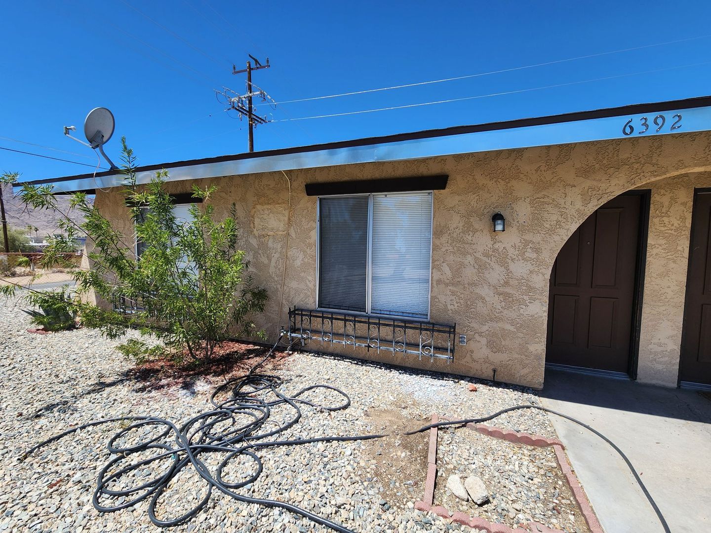 Twentynine Palms Apartment: 6390 Smoketree Ave