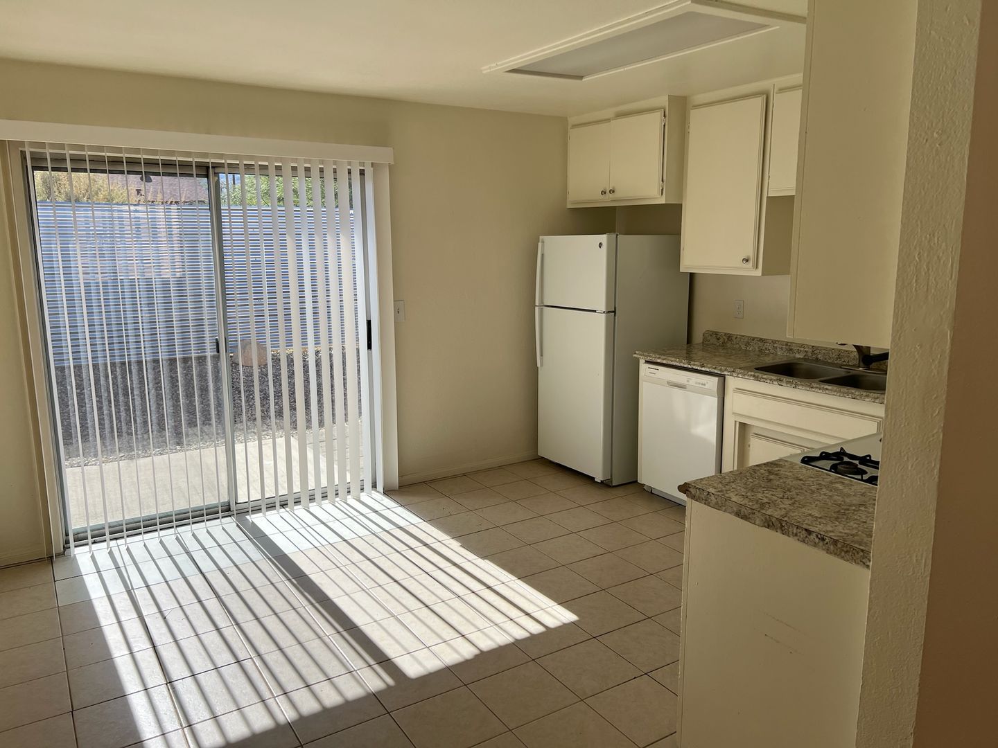 Joshua Tree Apartment: 61873 Verbena