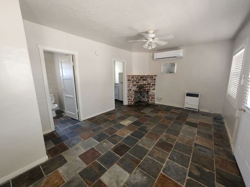 All utilities PAID!! 1 bedroom available now!