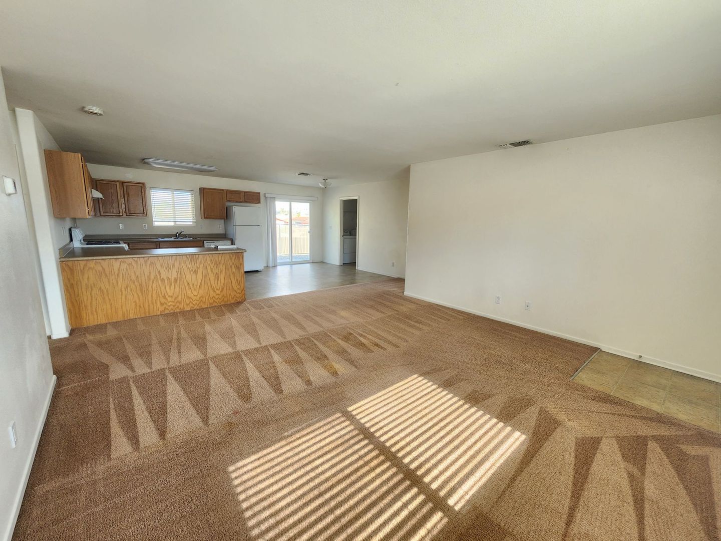 Twentynine Palms Apartment: 6061 Bagley Ave