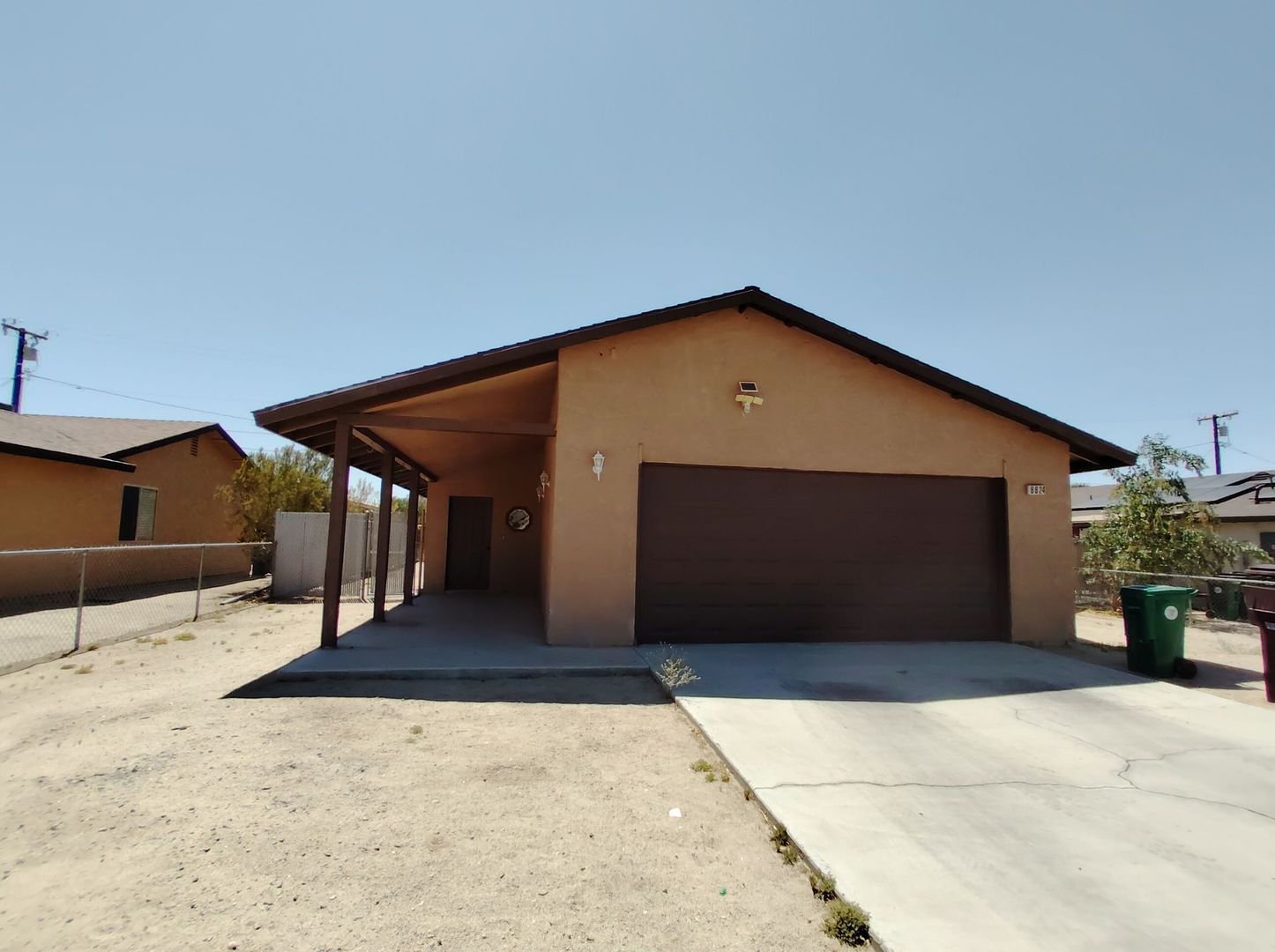 Twentynine Palms House: 6624 Mariposa Ave.