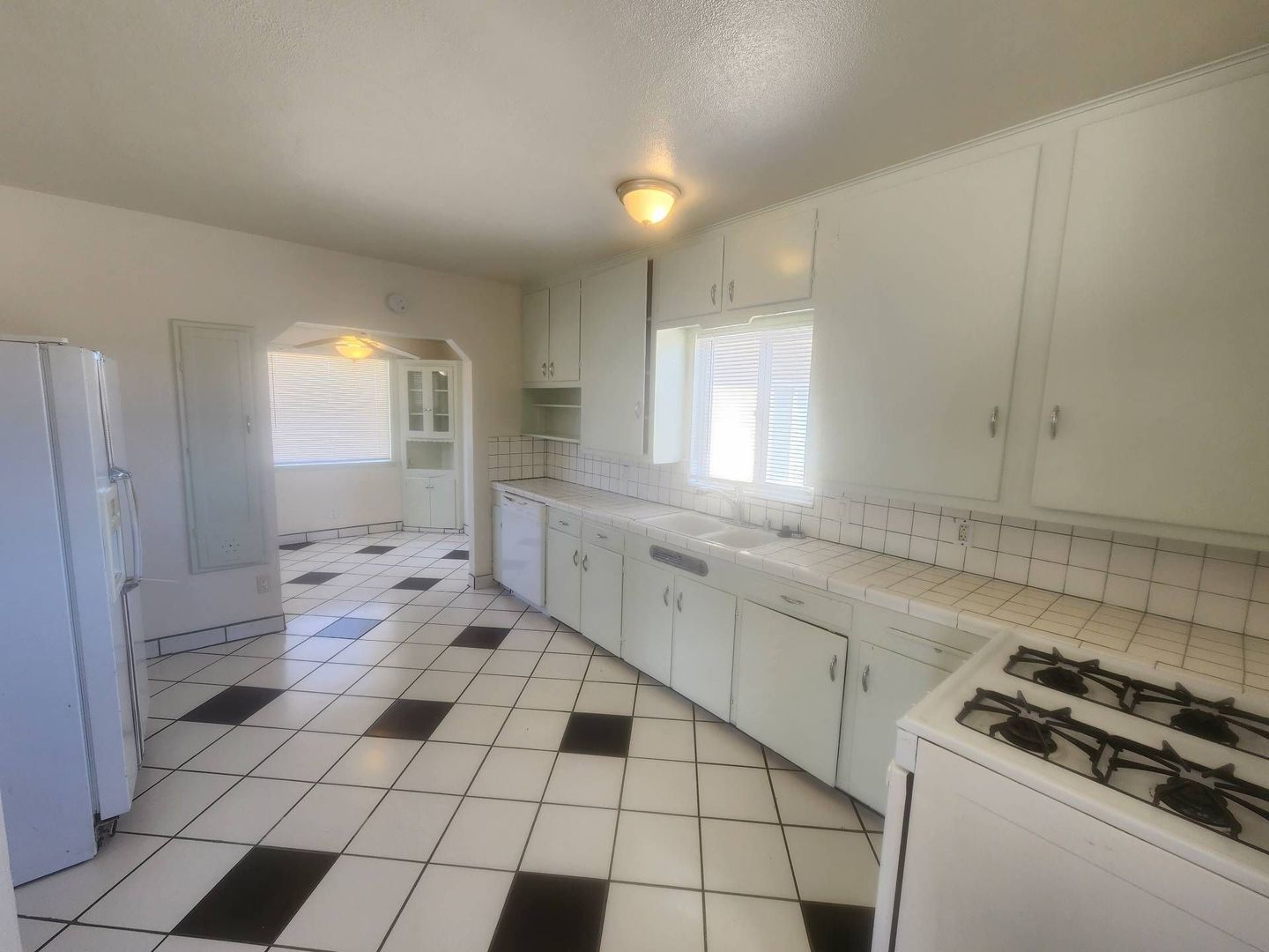 Twentynine Palms House: 74414 Cottonwood