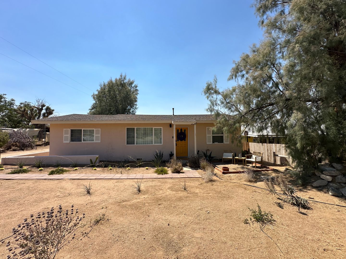 Yucca Valley House: 7582 Apache Trl