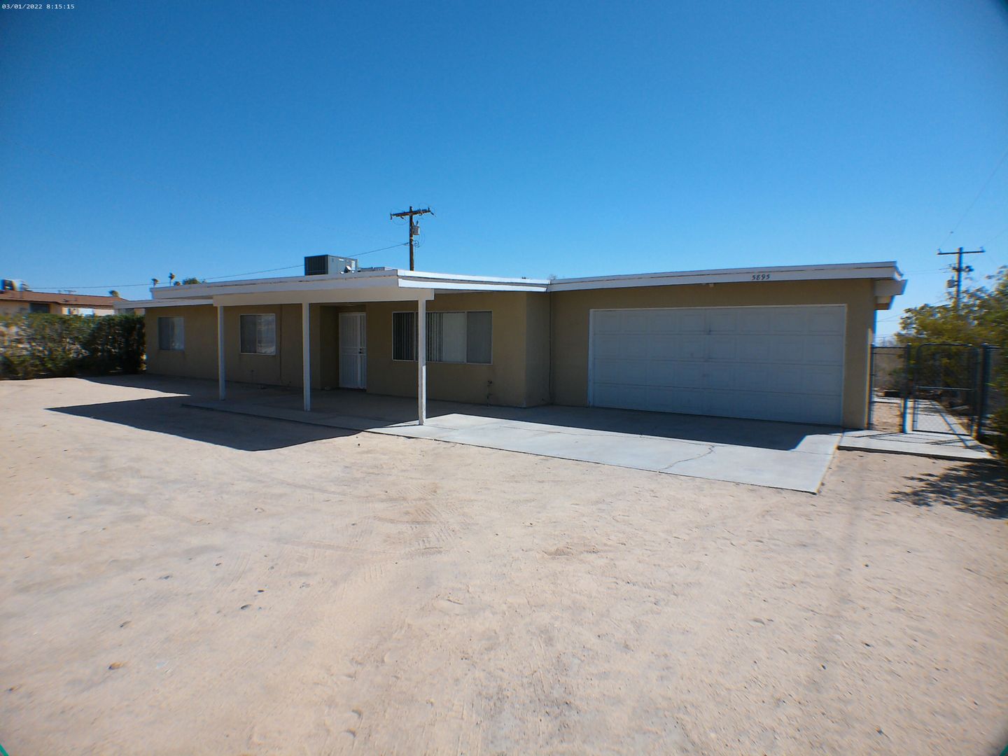 Twentynine Palms House: 5895 Bagley Ave