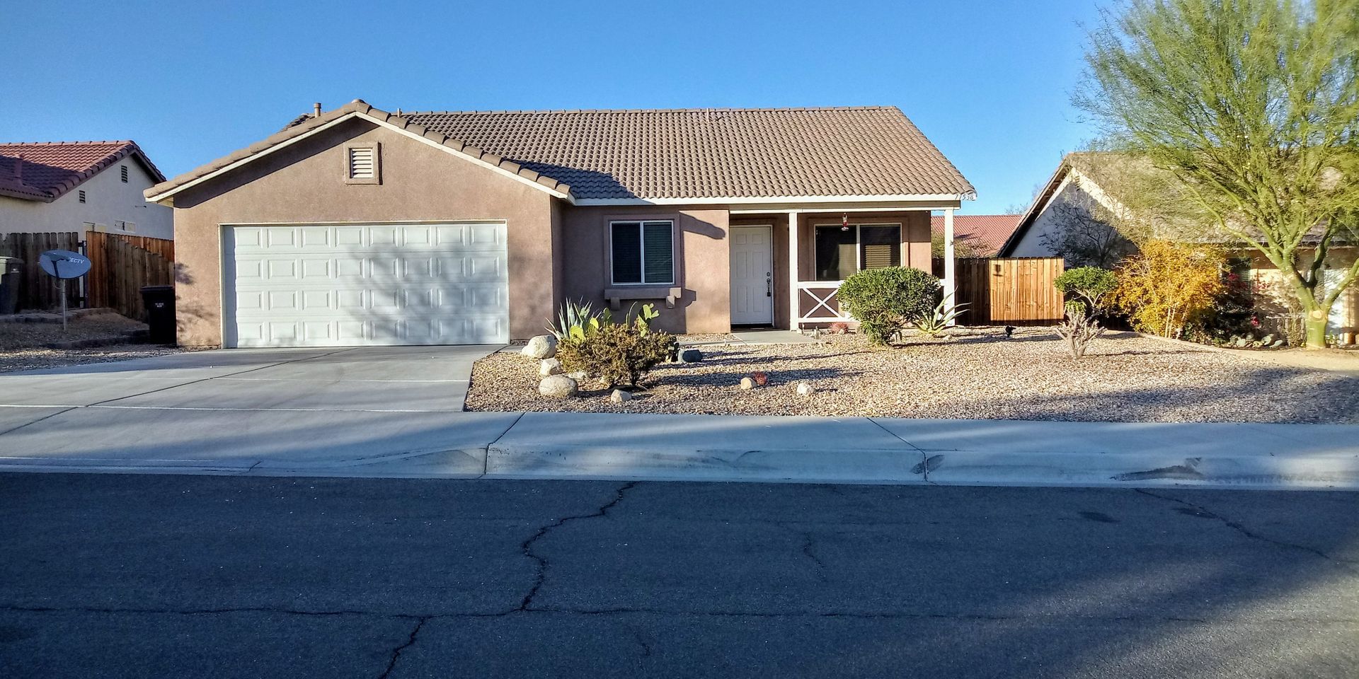 Twentynine Palms House: 71538 Sunnyvale Dr.