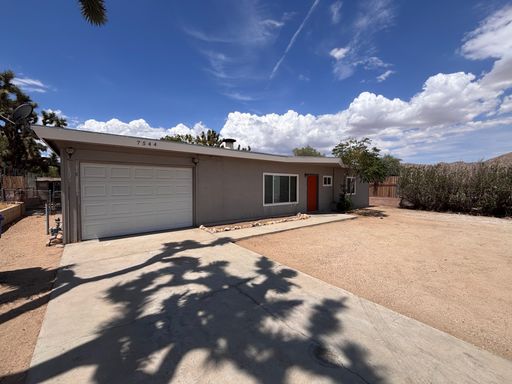 3 Bedroom 2 Bath House in prime location to elementary school in Yucca Valley