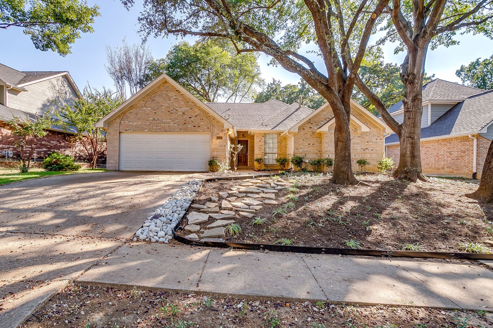 Grapevine House: 2149 Steeplewood Drive