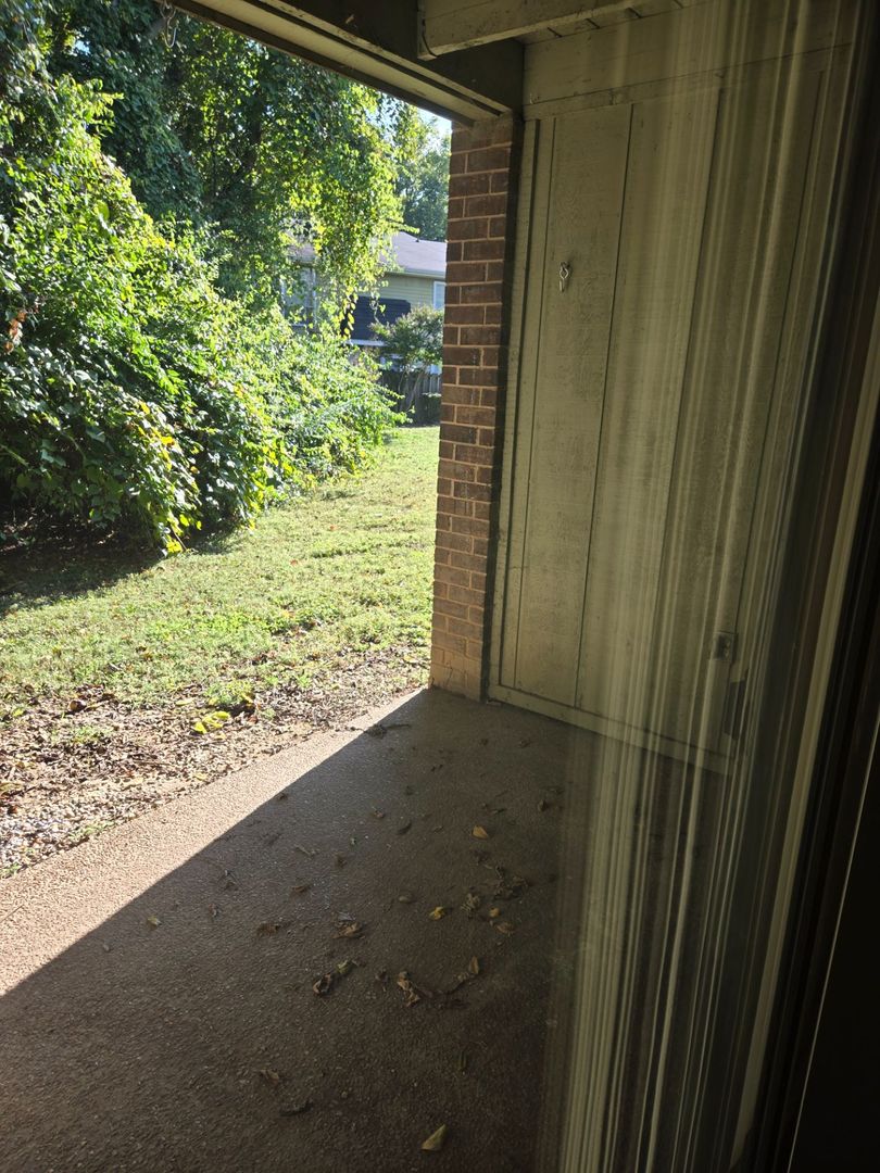 Nashville Apartment: 267 Yelton Court