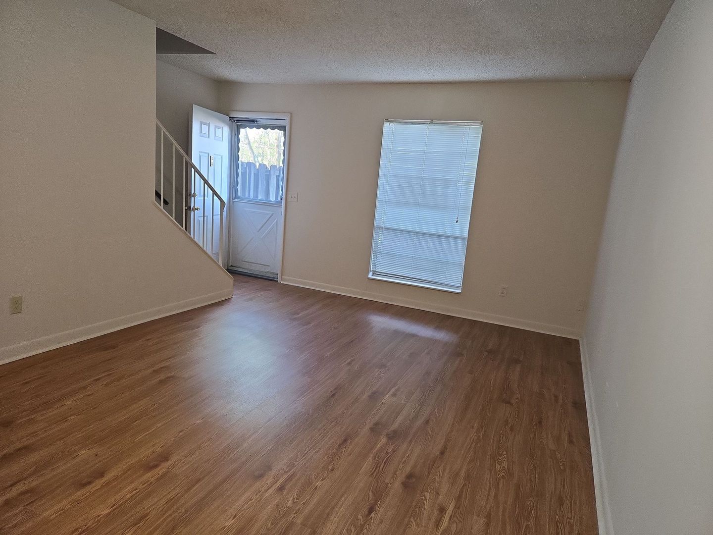 Nashville Apartment: 204 Yelton Court