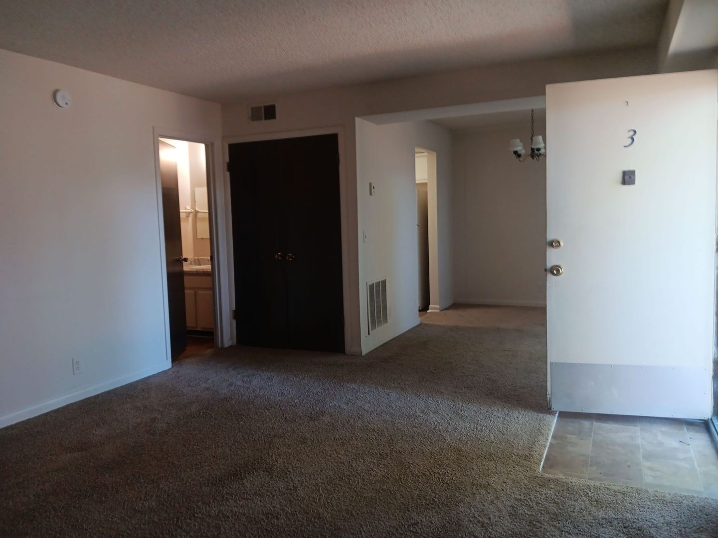 Nashville Apartment: 415 Tusculum Rd C-1