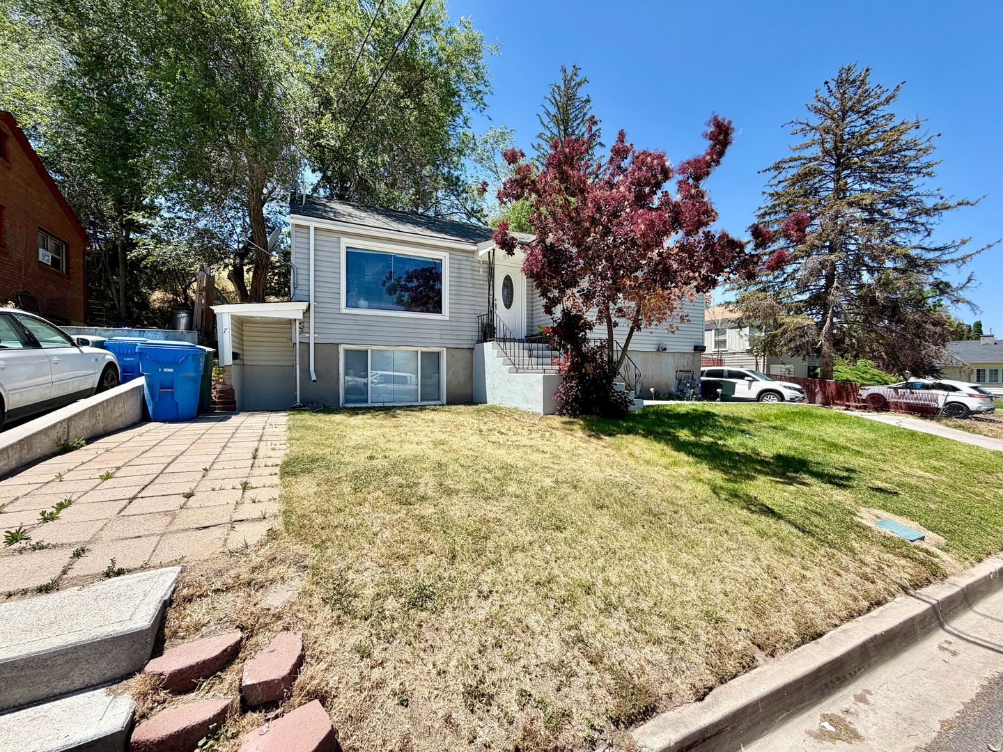 Pocatello Apartment: 9 & 7 Foothill Blvd