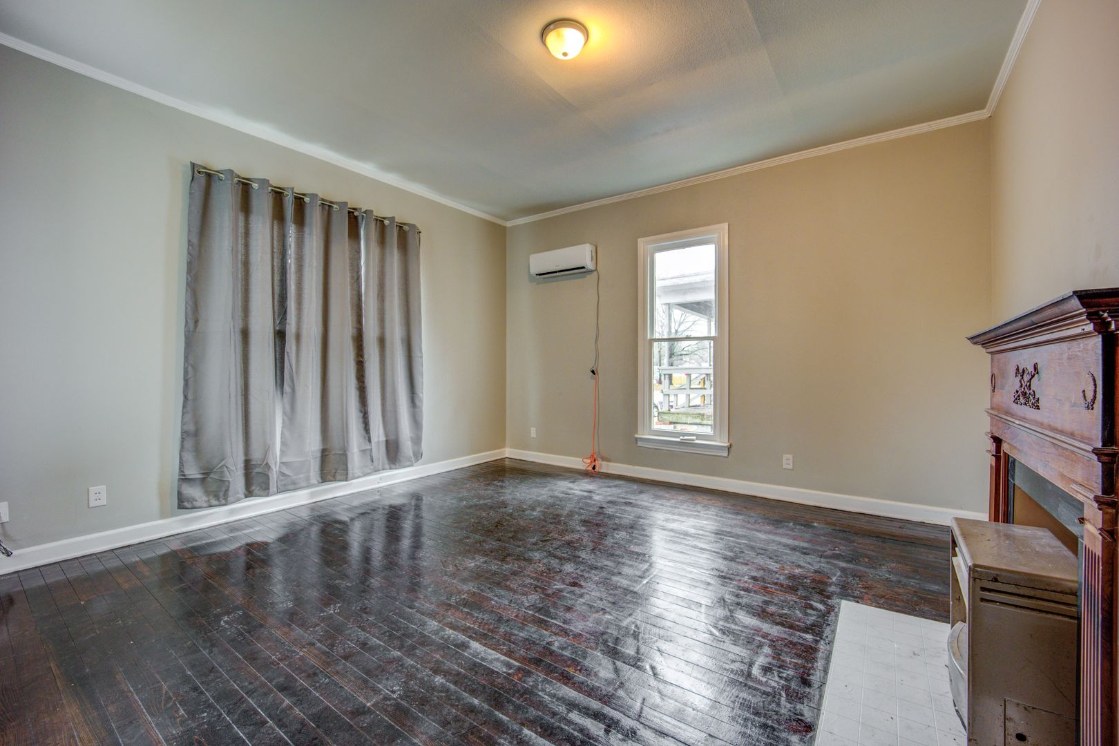 SF-040-516 South 17th Street House 9 of 12