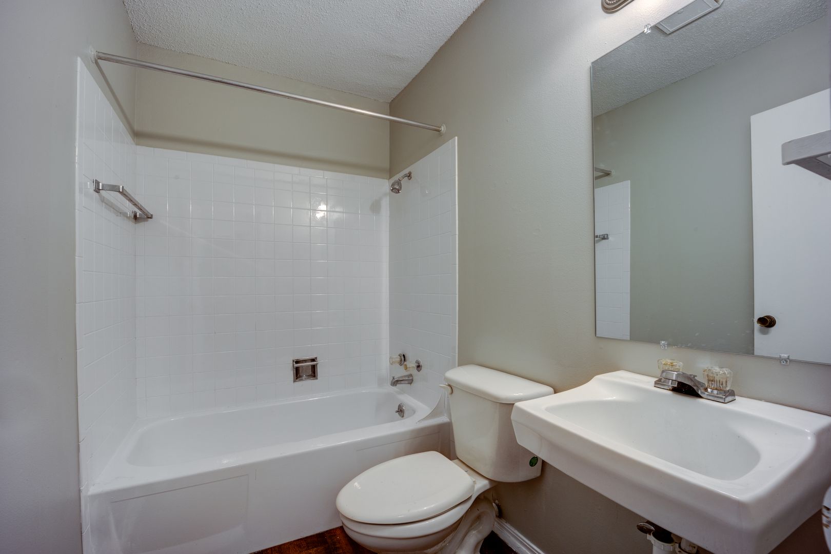 MF-11-Magnolia Place Apartments 3 of 8