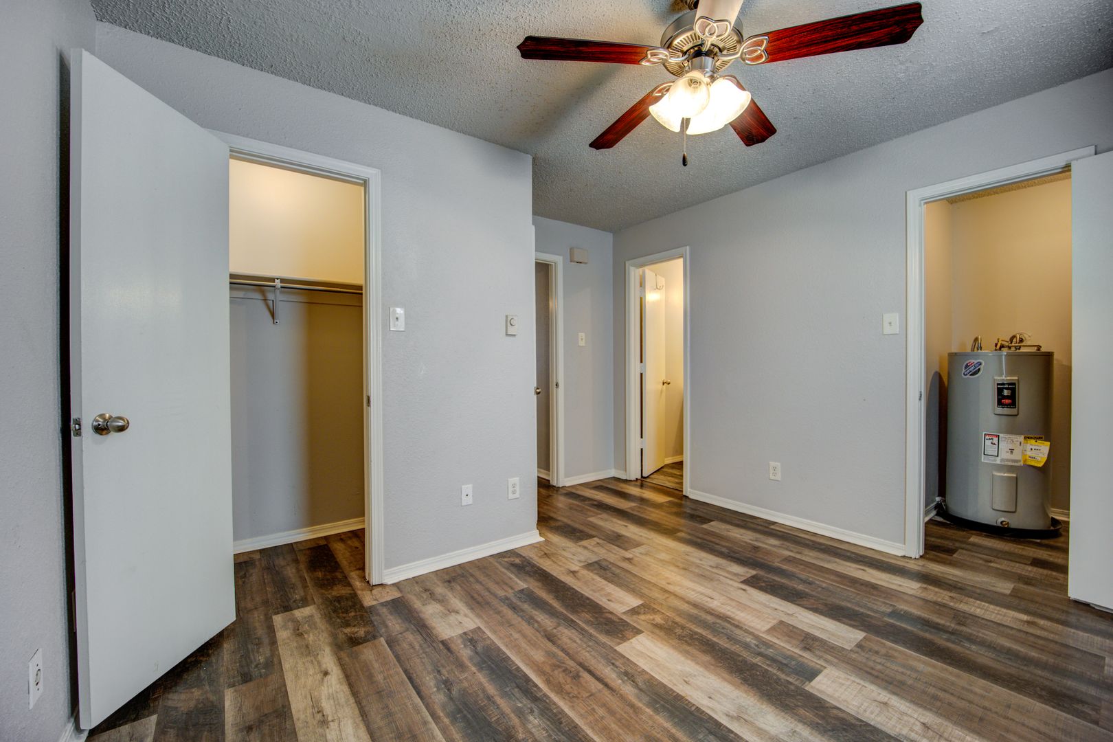 MF-15-The Oak Apartments 6 of 12