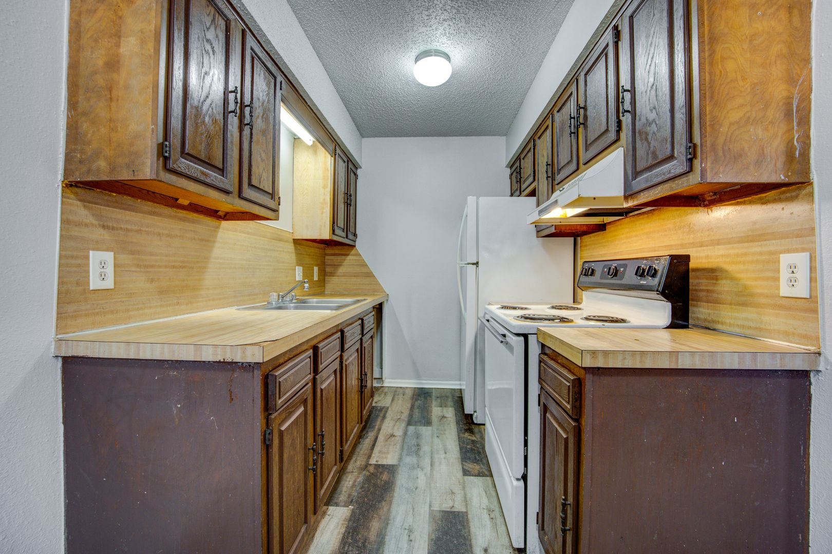 MF-15-The Oak Apartments 4 of 12