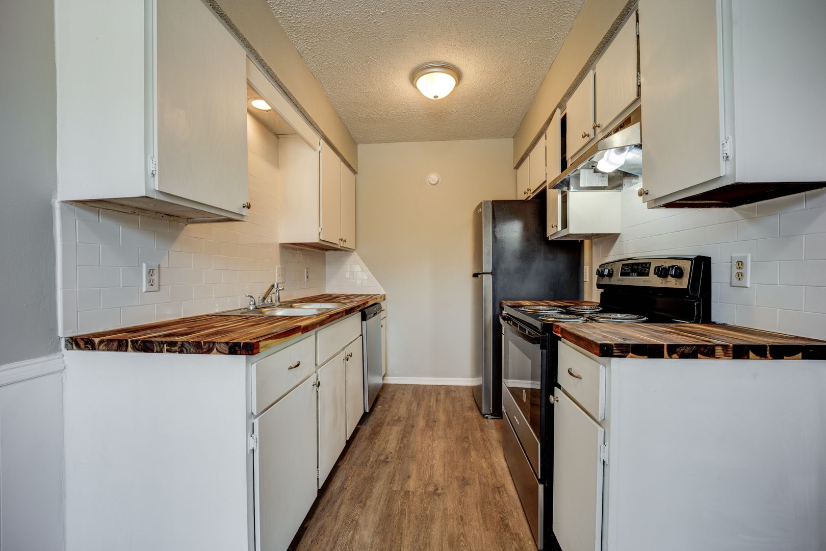 MF-18-The Cottonwood Apartments 12 of 12