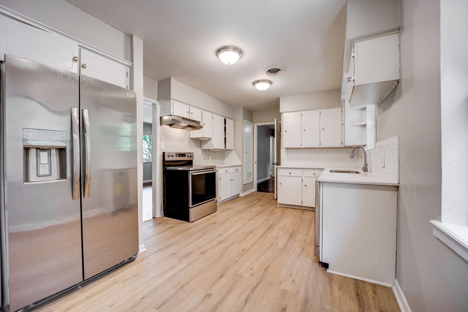 SF-098-3521 South 35th Street 2 of 12