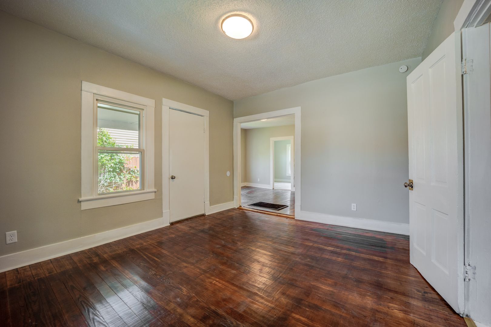 SF-048-1800 South W Street House 6 of 12