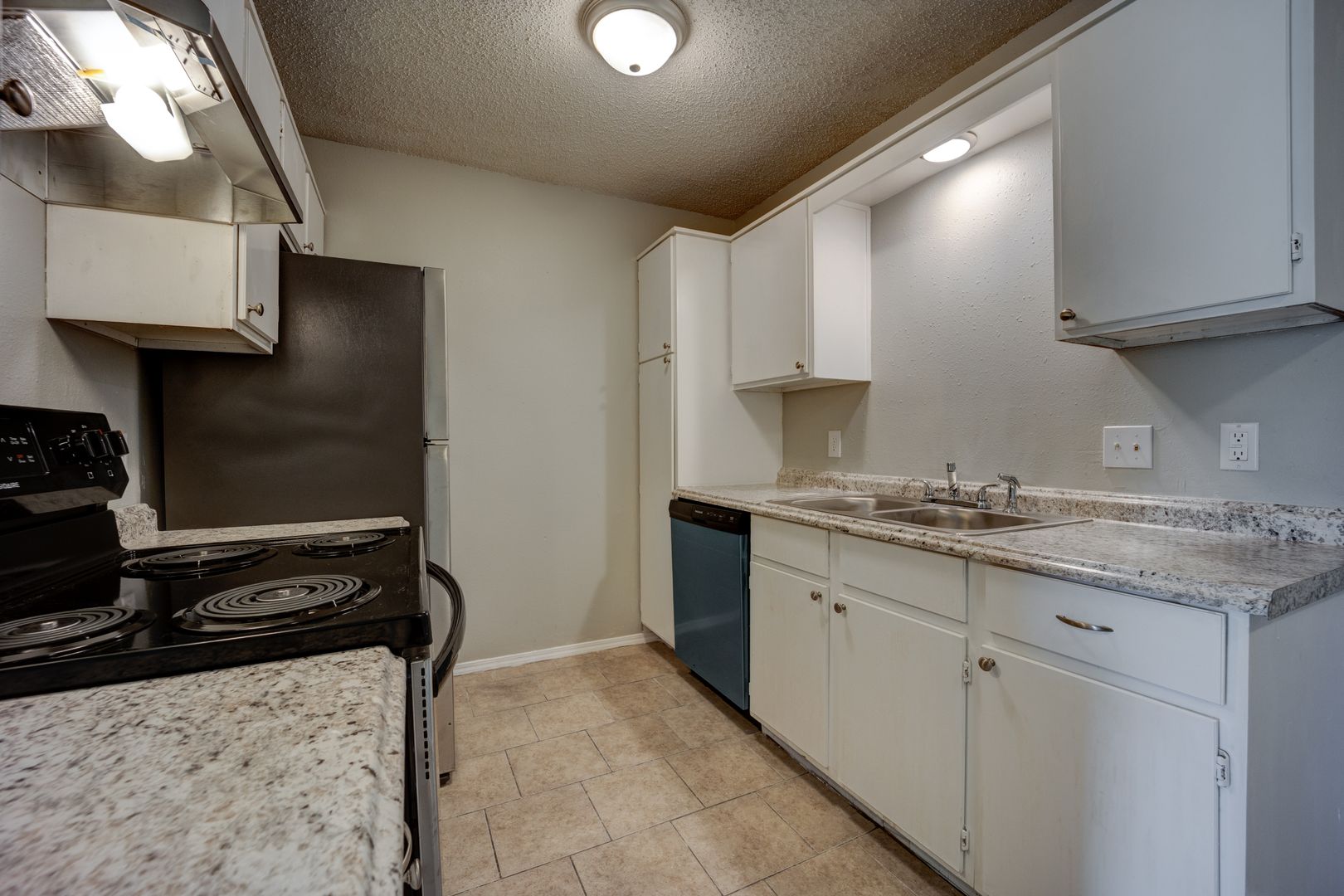 MF-14-Ramsey Square Apartments 4 of 17