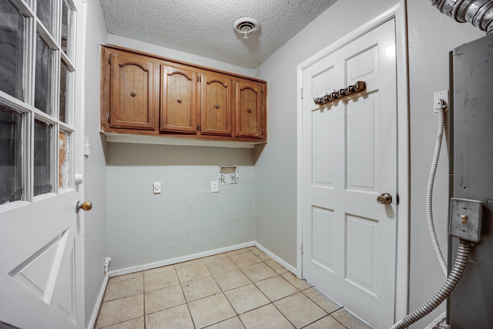 Laundry room at SF-082-4219 South 27th Circle
