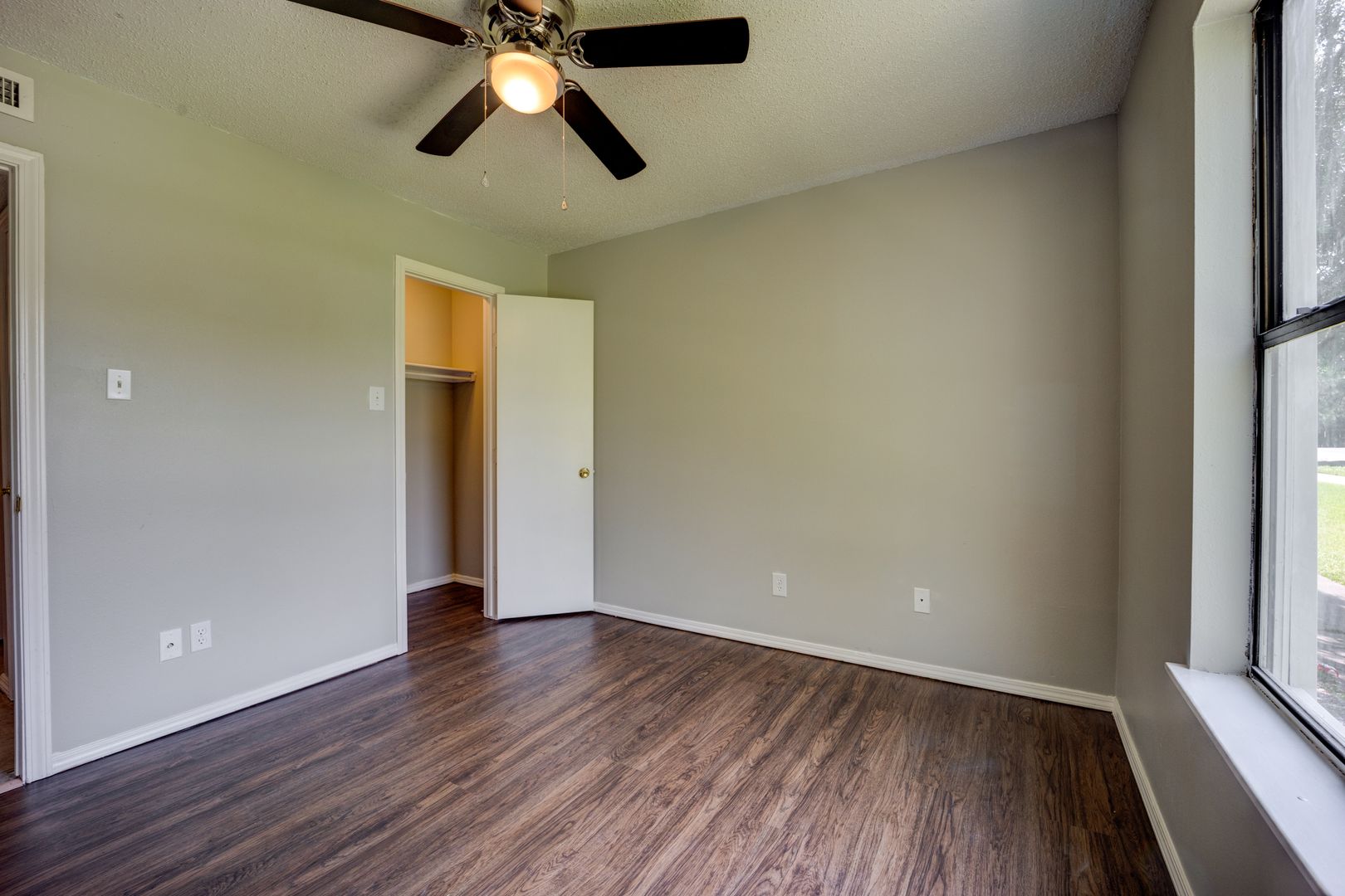 MF-14-Ramsey Square Apartments 7 of 17