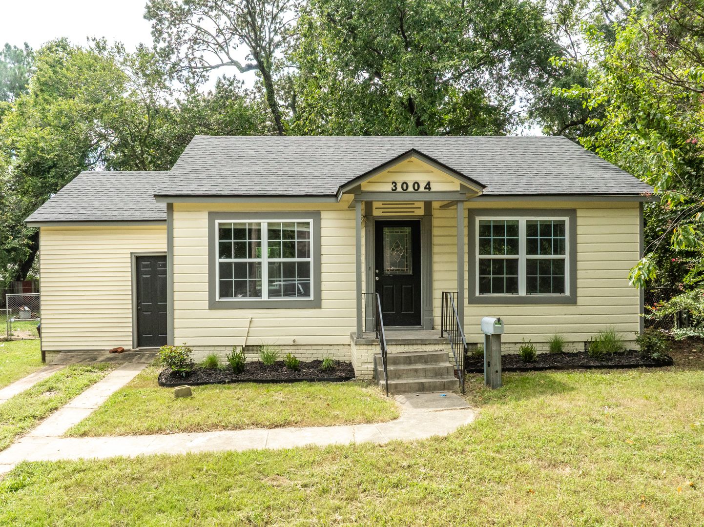 Freshly Updated 3 Bedroom House