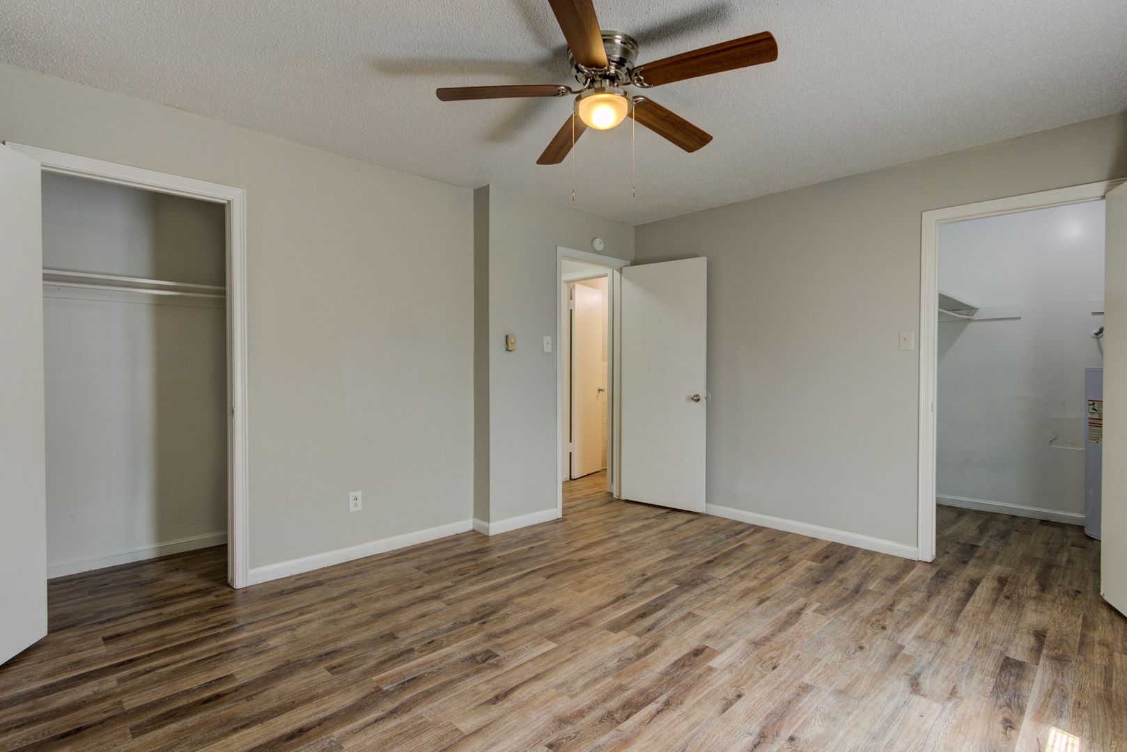 MF-06-The View Apartment 5 of 10