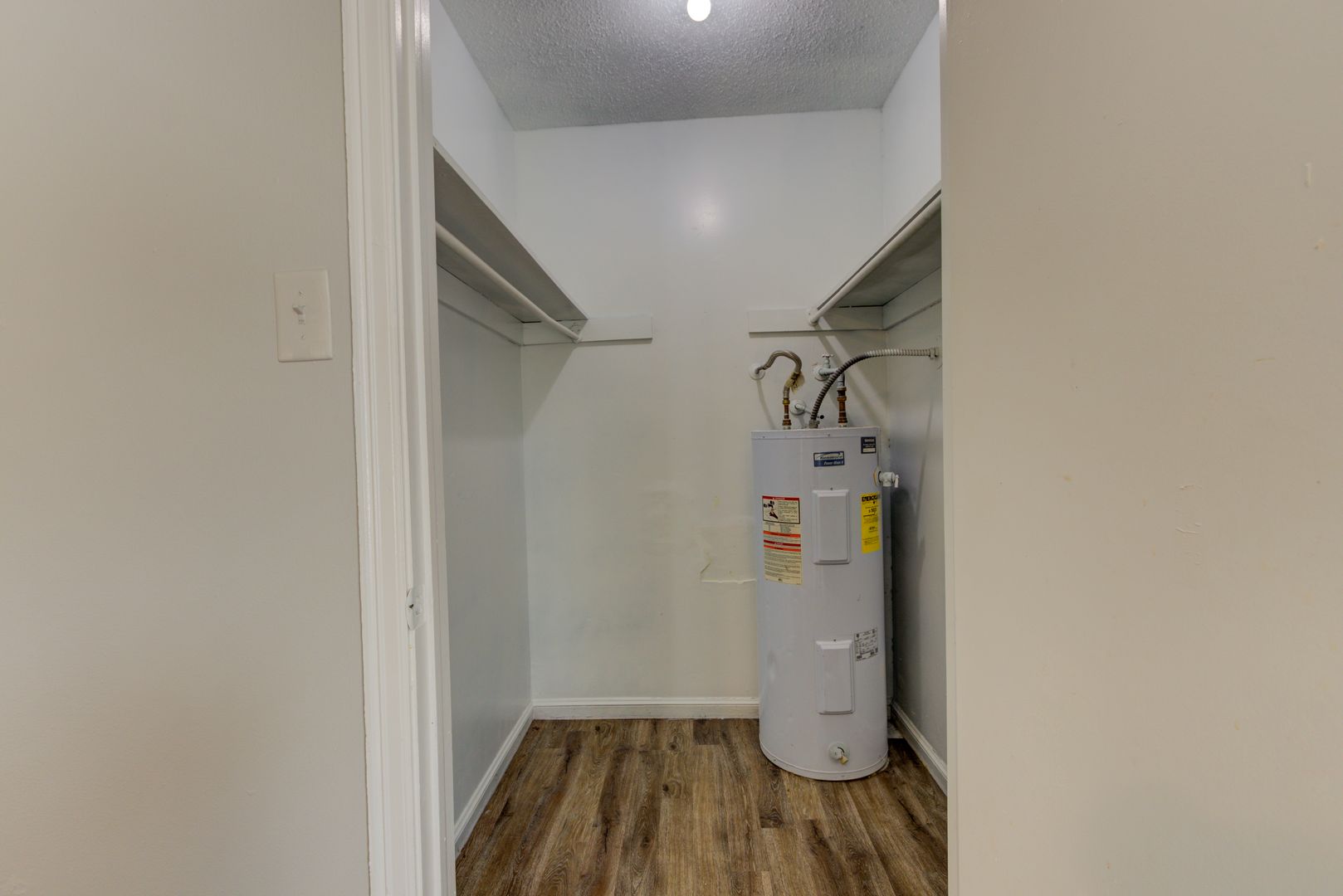 MF-06-The View Apartment 7 of 10