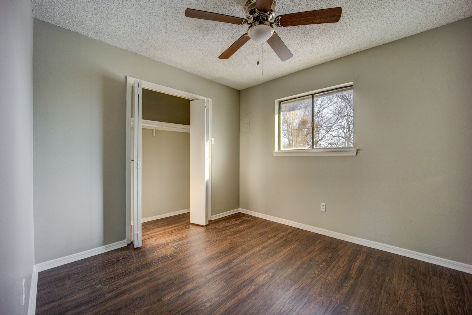 MF-16-The Dogwood Apartments 11 of 12
