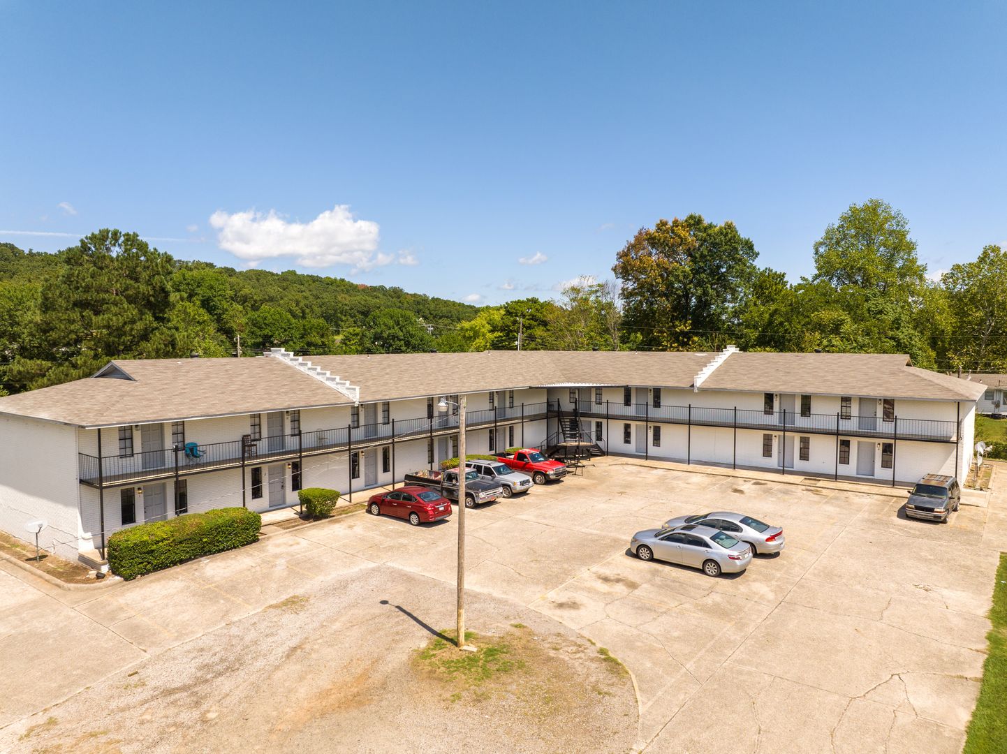 MF-16-The Dogwood Apartments 7 of 12
