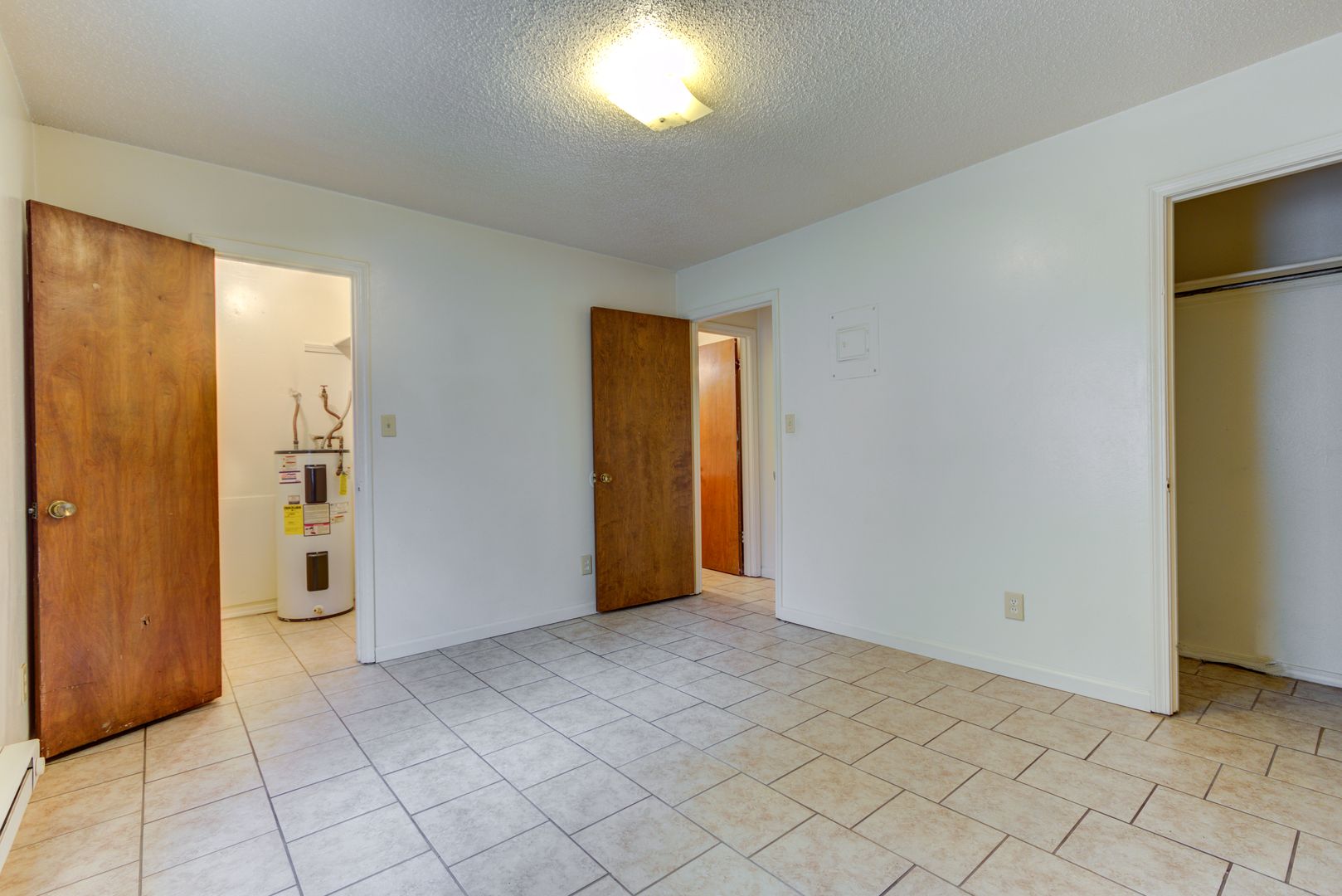 MF-06-The View Apartment 2 of 12