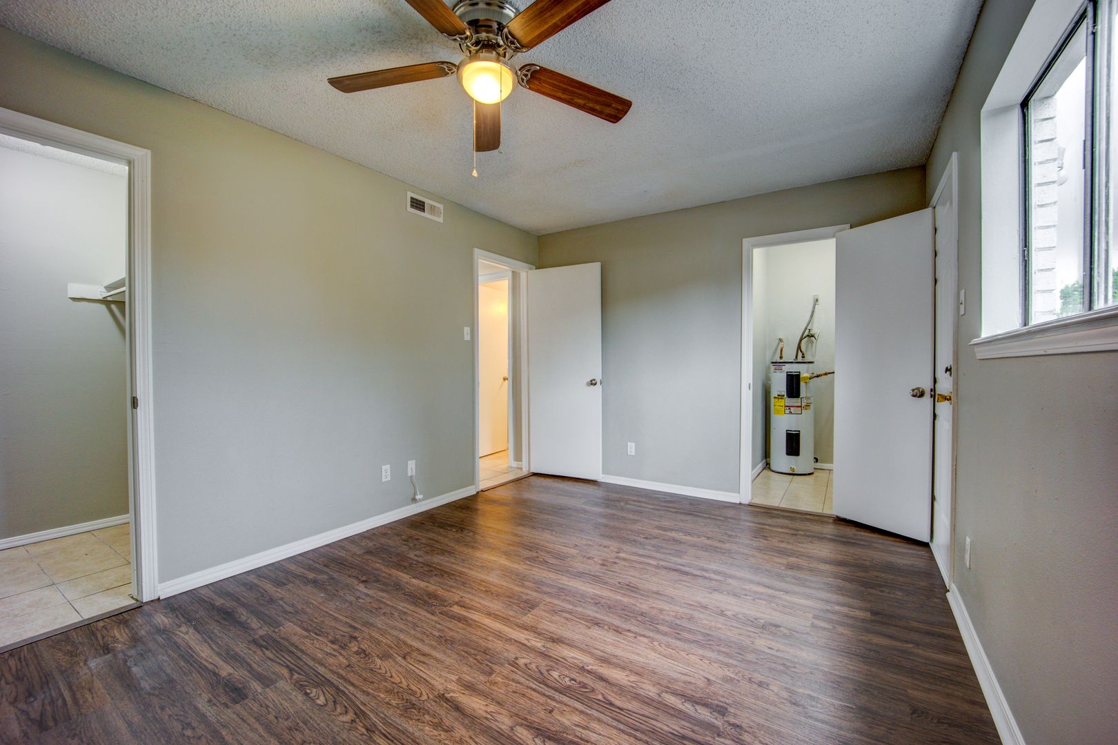 MF-16-The Dogwood Apartments 6 of 8