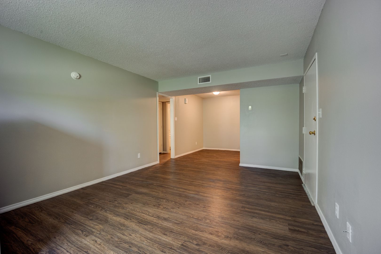 MF-14-Ramsey Square Apartments 10 of 16