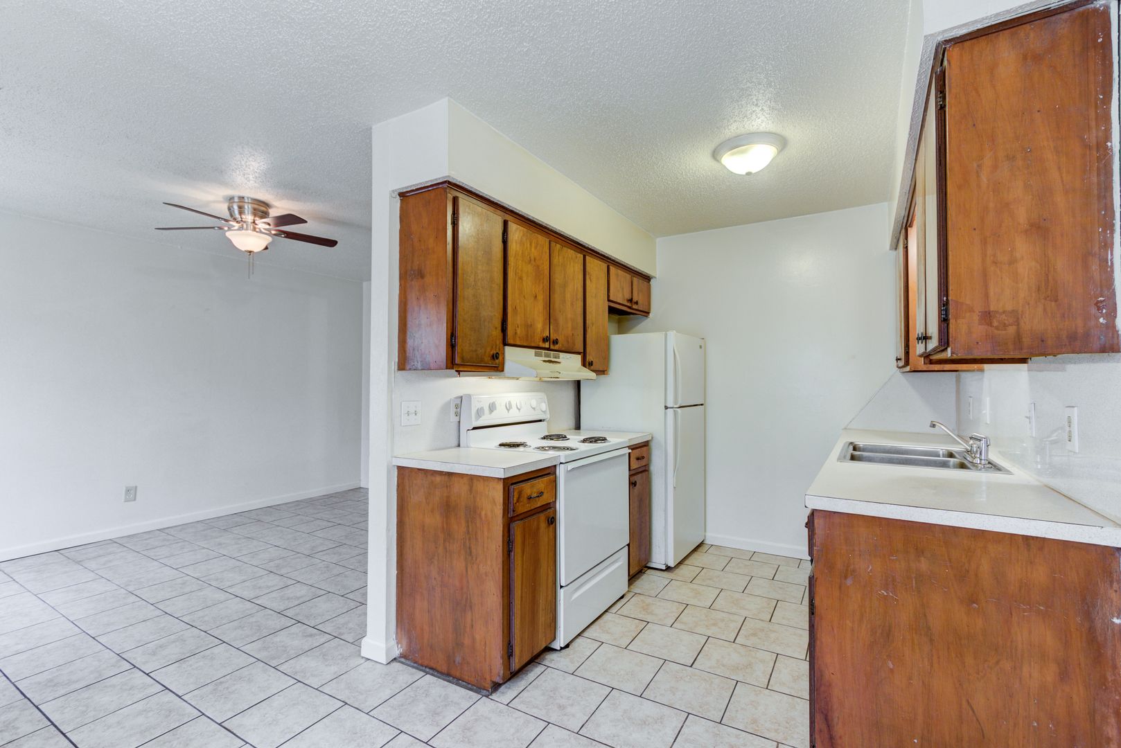MF-06-The View Apartment 1 of 12