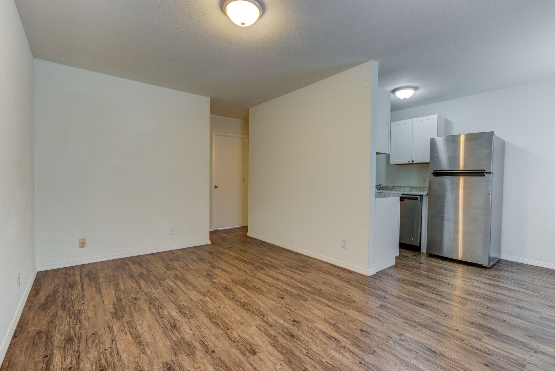 MF-08-Belle Grove Apartments 2 of 12